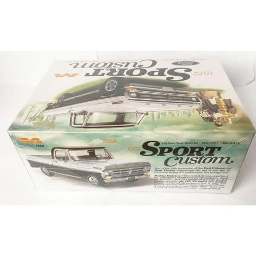 1972 Ford Sport Custom Pickup Plastic Kit 1:25 Scale