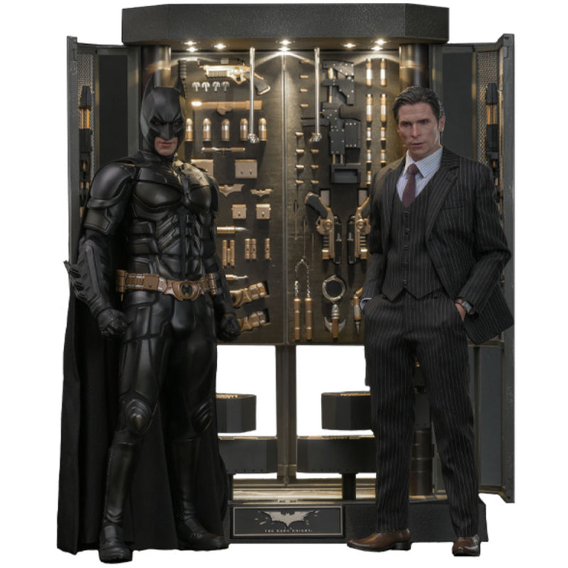 Dark Knight Batman Armory w/ Bruce Wayne 2.0 1:6 Figure Set